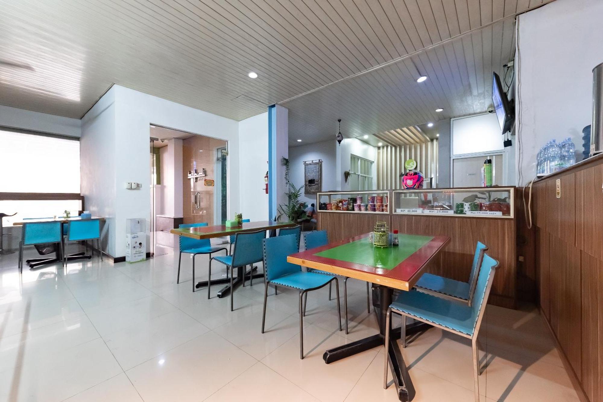 מלון Reddoorz Near Pasar Baru בנדונג מראה חיצוני תמונה